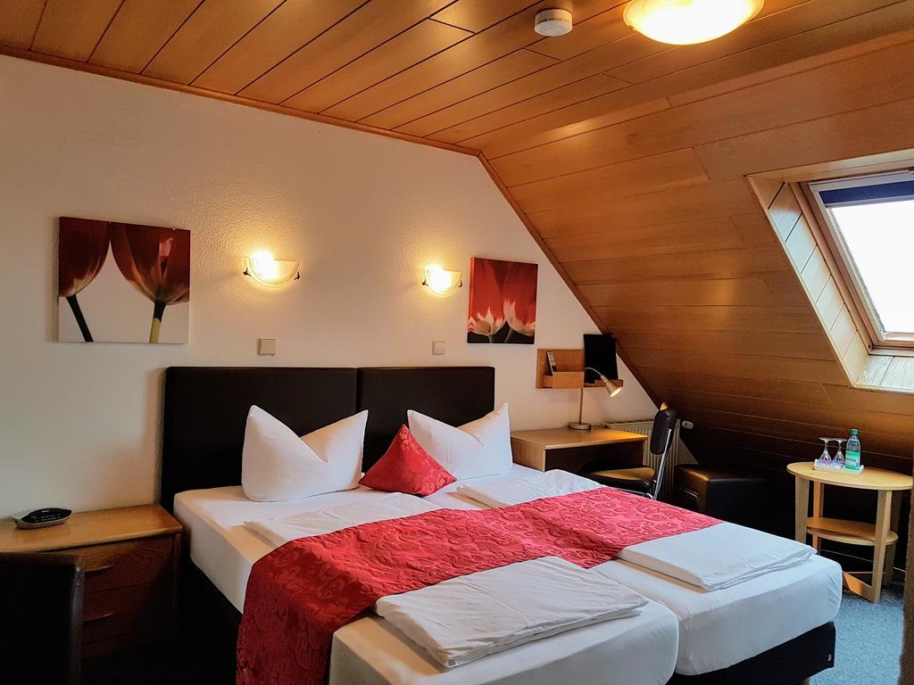 Landgasthof Zur Post Zilshausen Bagian luar foto