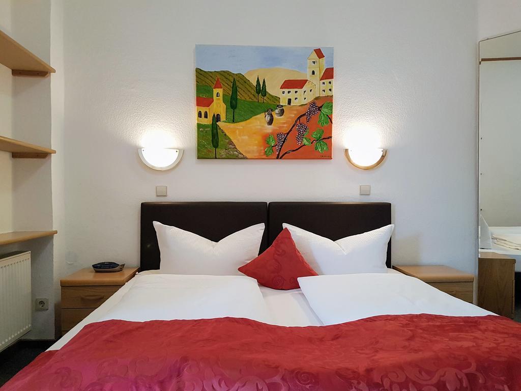 Landgasthof Zur Post Zilshausen Bagian luar foto