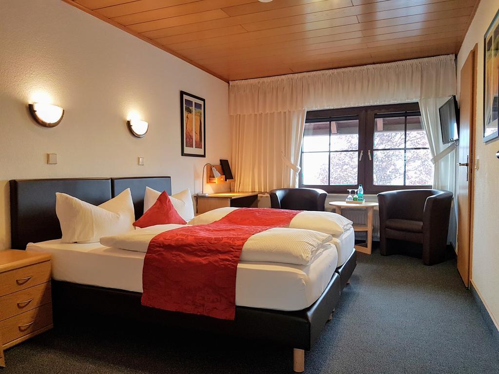 Landgasthof Zur Post Zilshausen Bagian luar foto